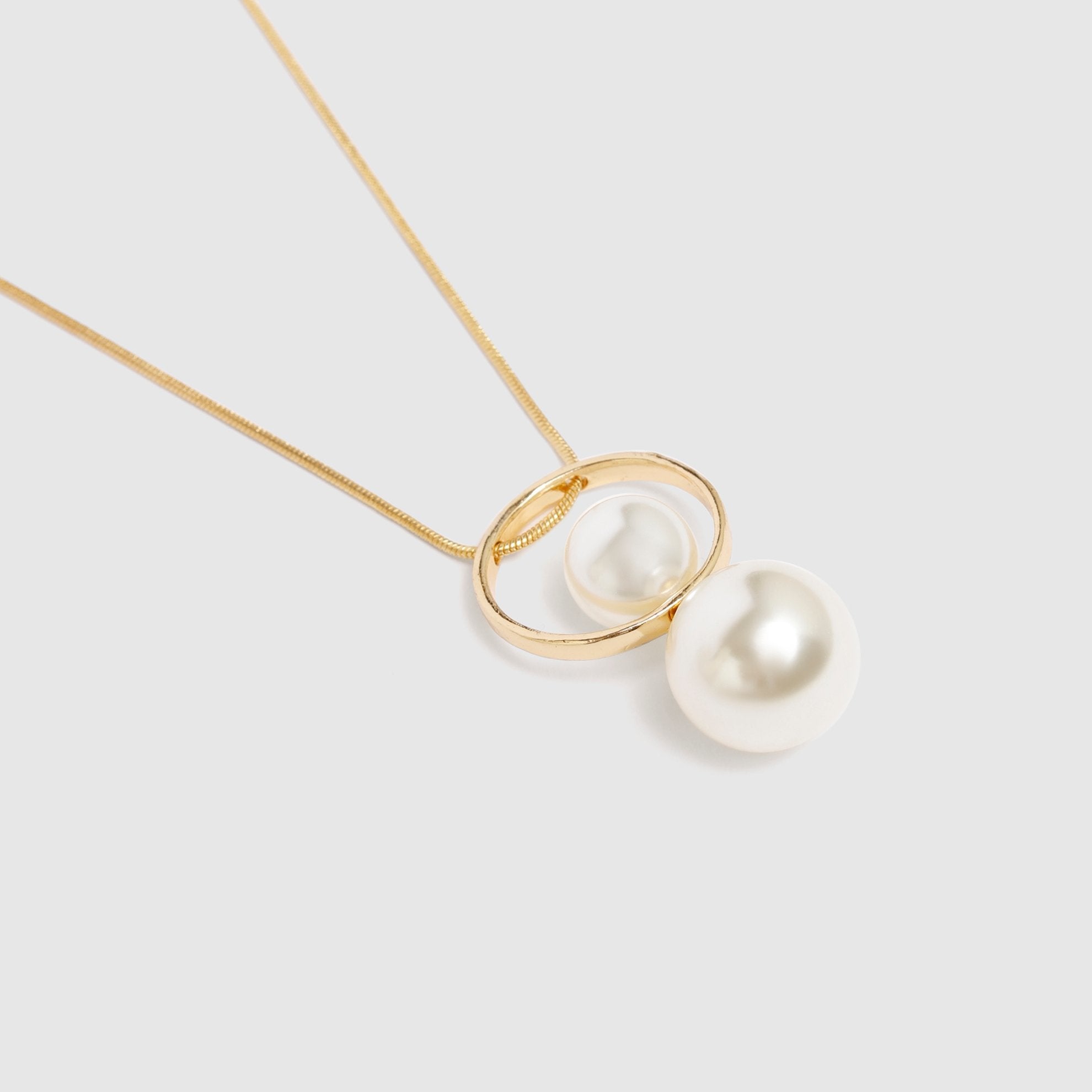 Double Pearl Necklace Close Look